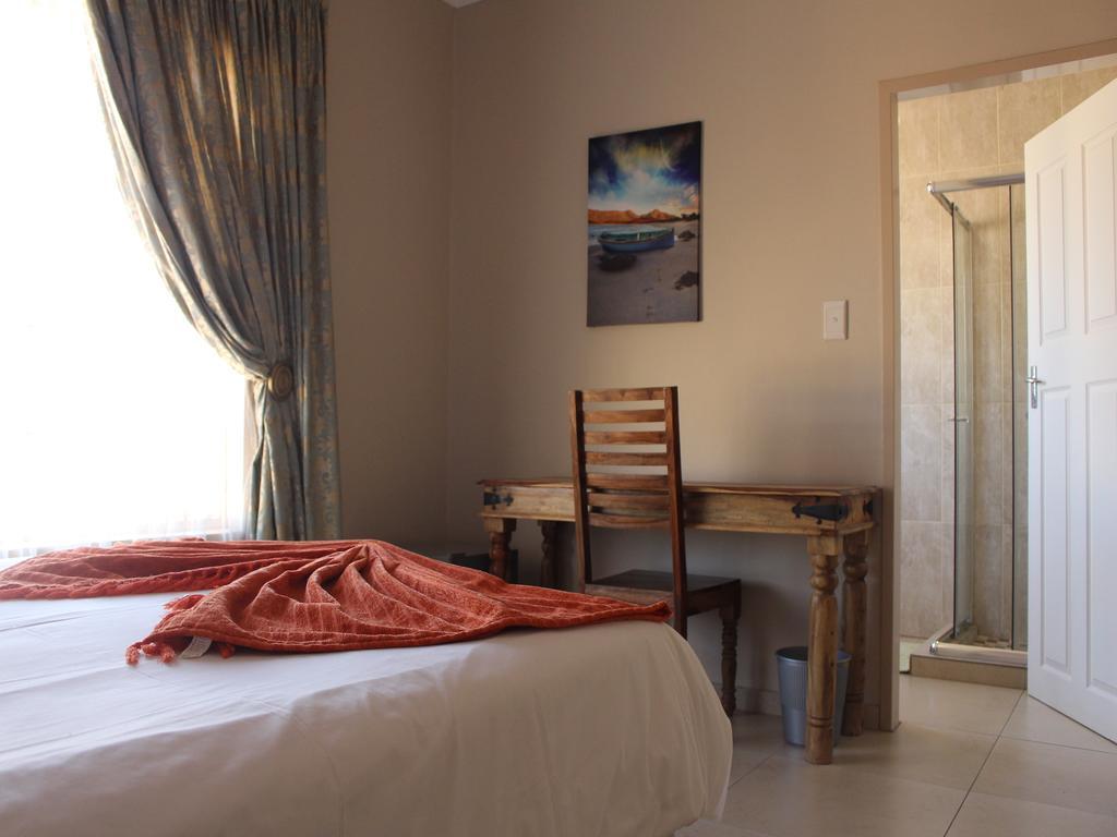 Divine Guest Lodge Rustenburg Eksteriør bilde